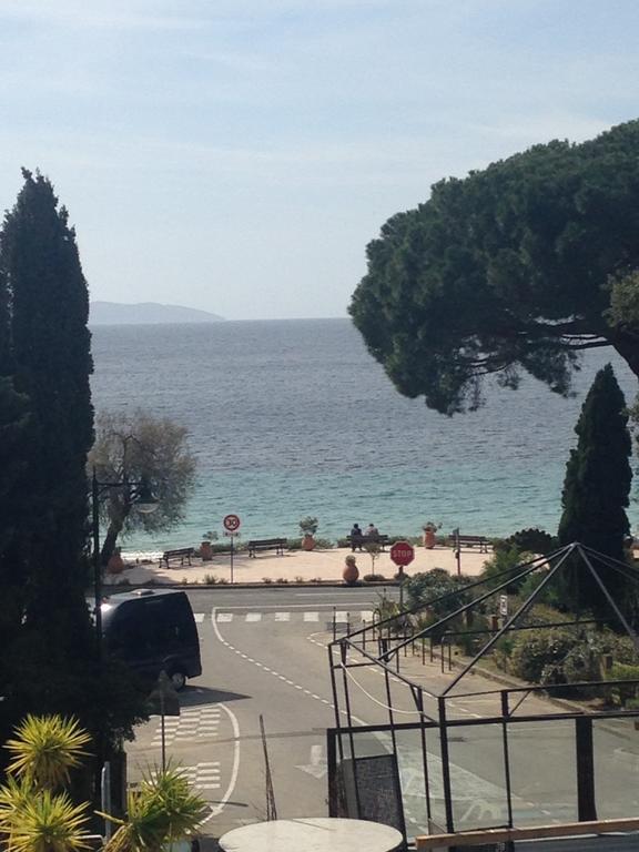 La Résidence du Cap Le Lavandou Esterno foto