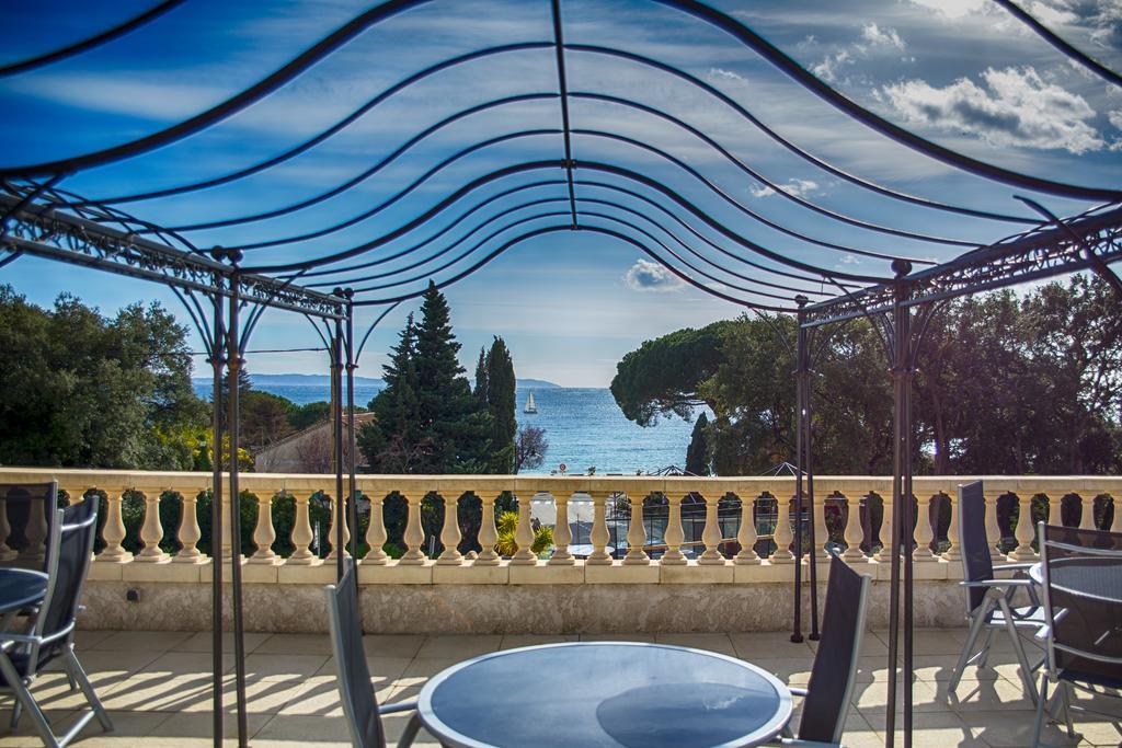 La Résidence du Cap Le Lavandou Esterno foto
